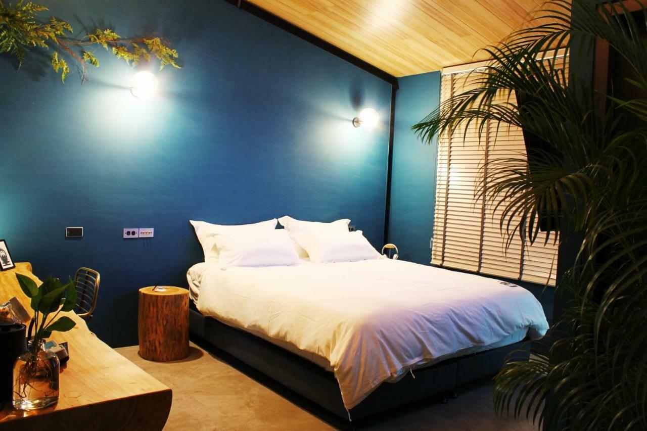 Loft Inn Хенгчун Экстерьер фото